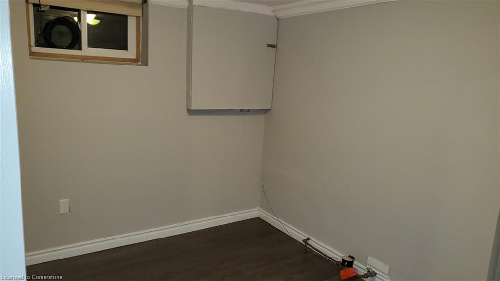 376 Talbot Street Property Photo 6