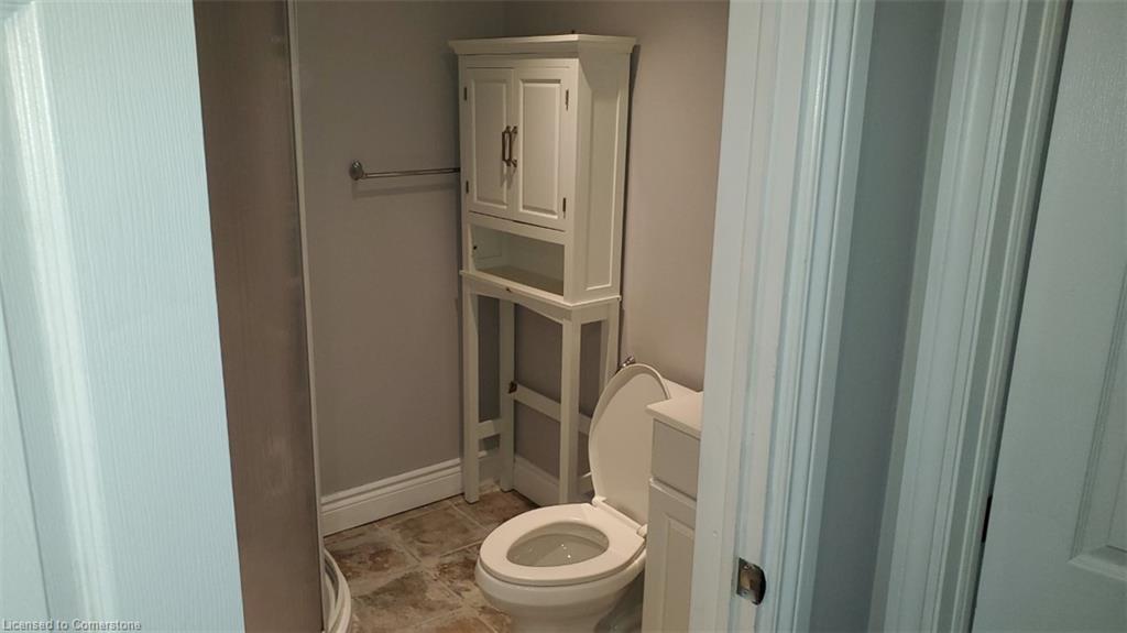376 Talbot Street Property Photo 8