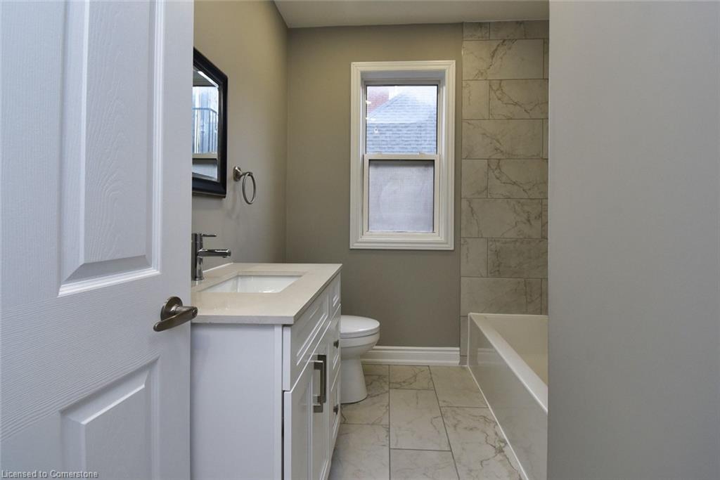 2-98 Duke Street Property Photo 23