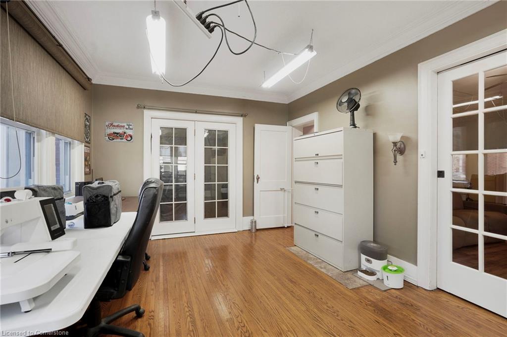 66 King Street E Property Photo 11