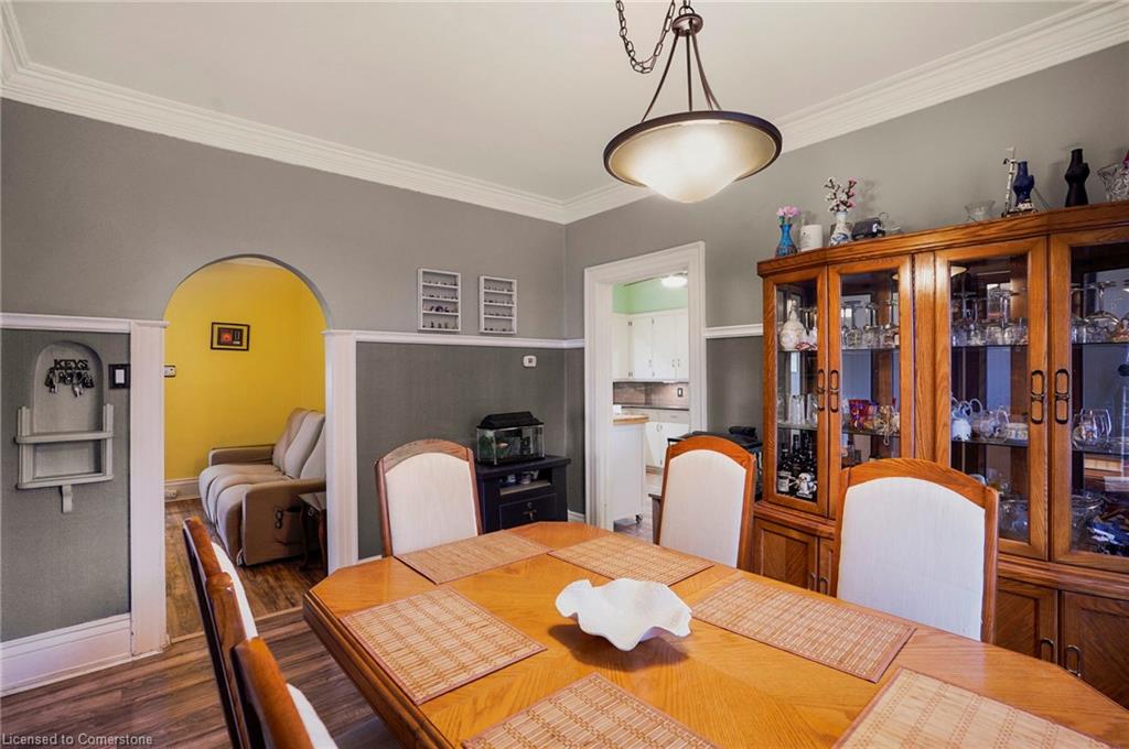 66 King Street E Property Photo 12