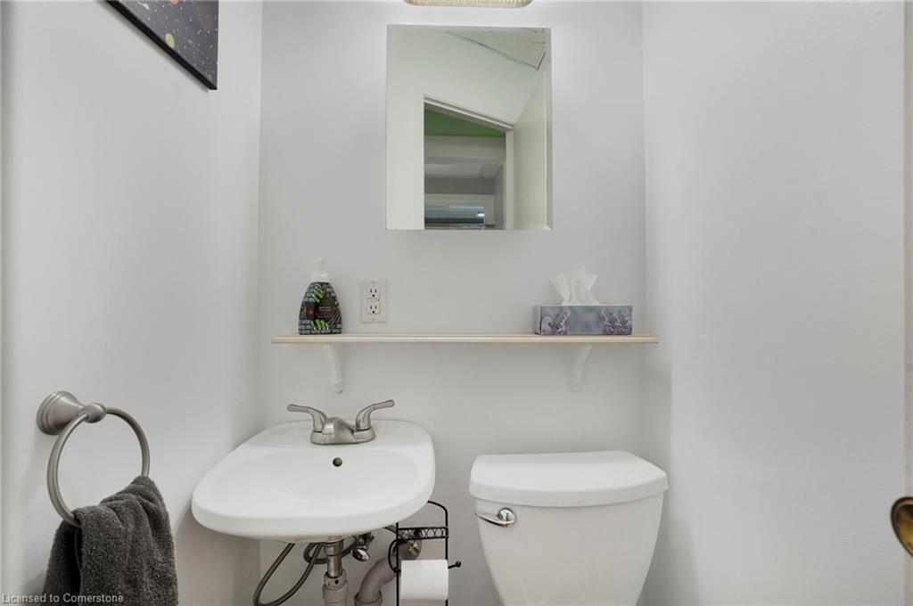 66 King Street E Property Photo 30