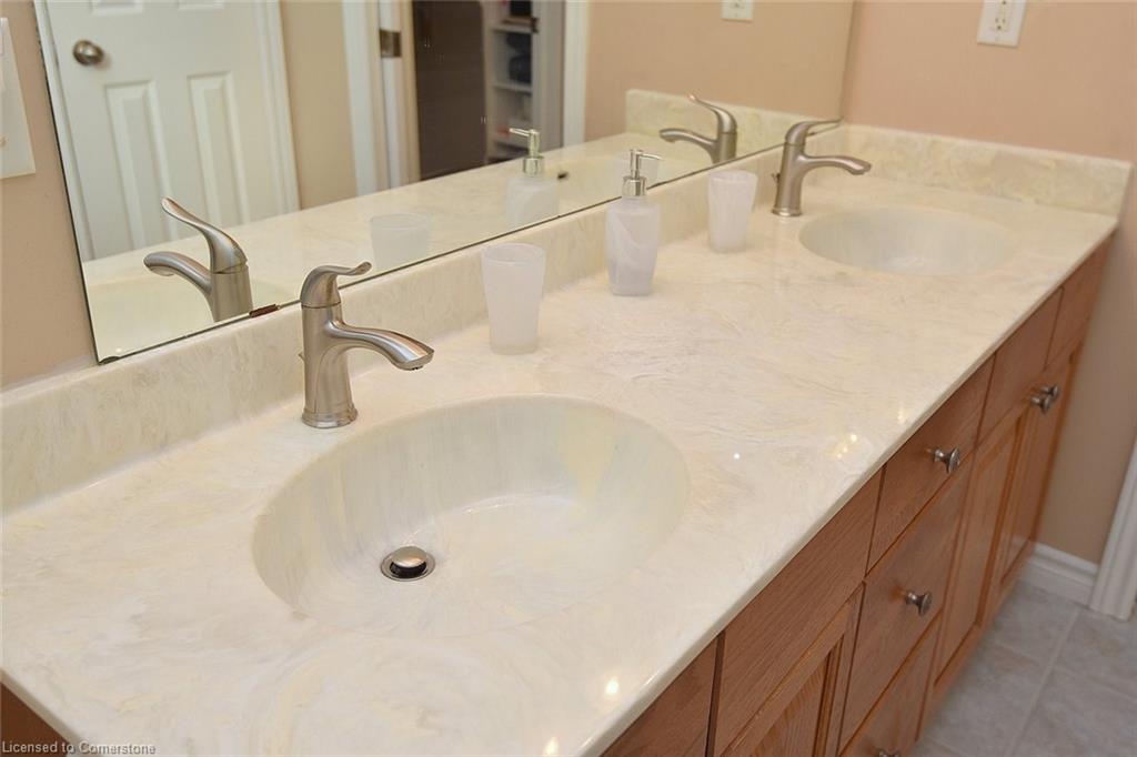 182 Valridge Drive Property Photo 30