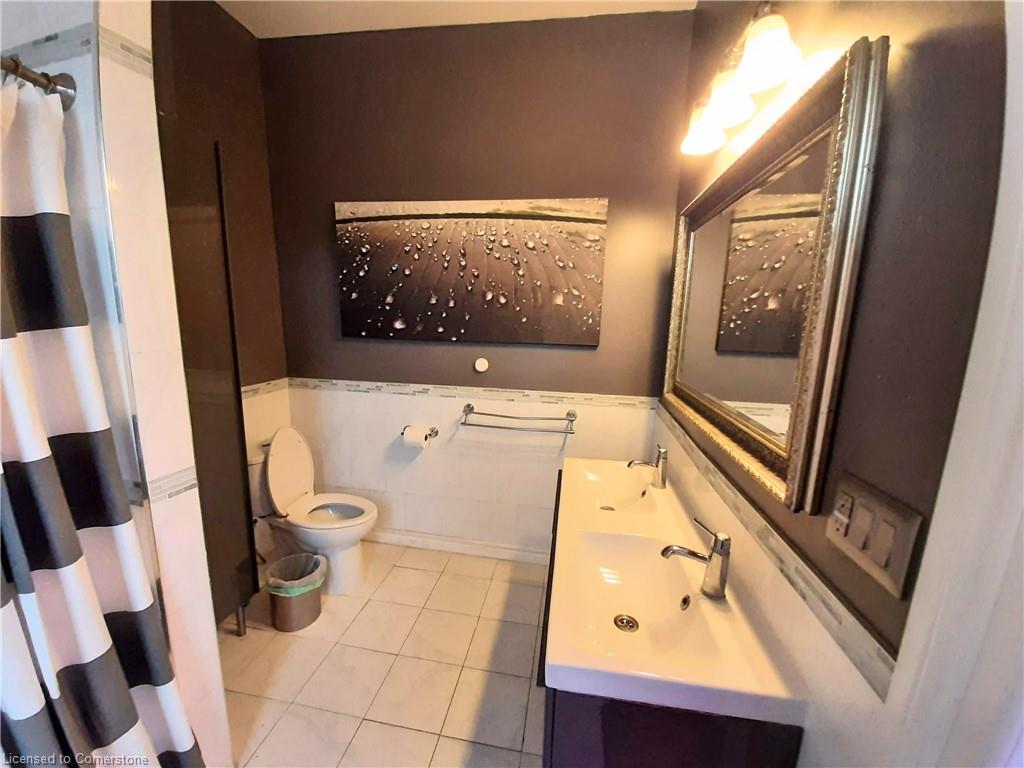 125 Charlotte Street Property Photo 39