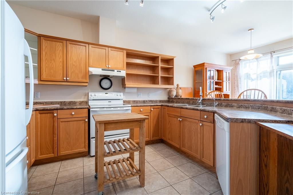 16-35 Scullers Way Property Photo 9
