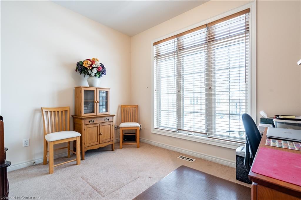 16-35 Scullers Way Property Photo 12