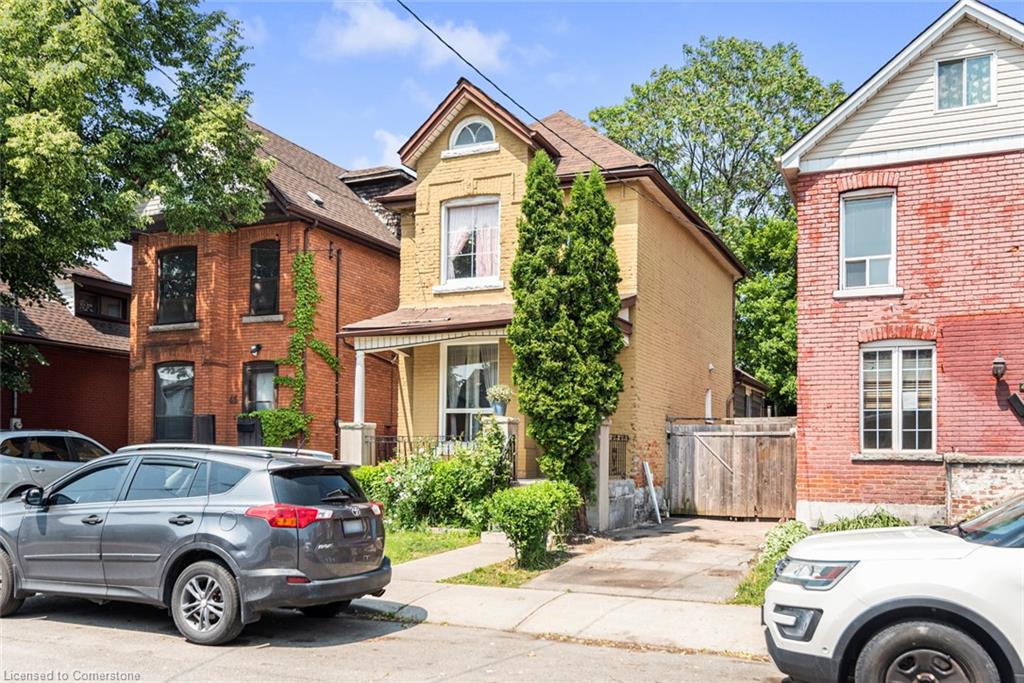 47 Clyde Street Property Photo 3