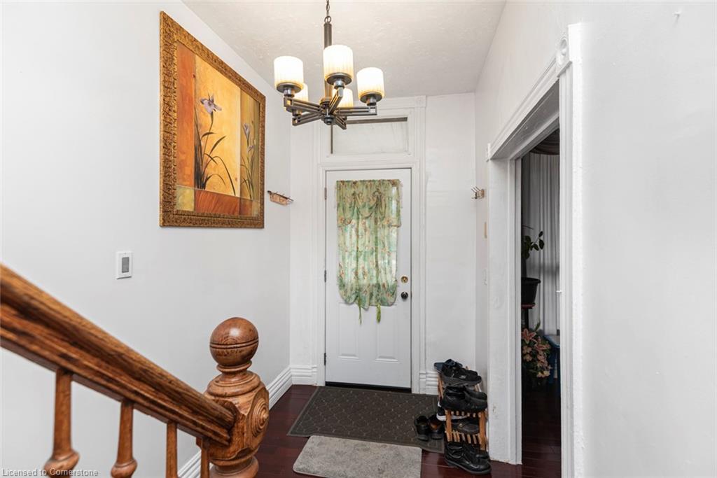 47 Clyde Street Property Photo 7