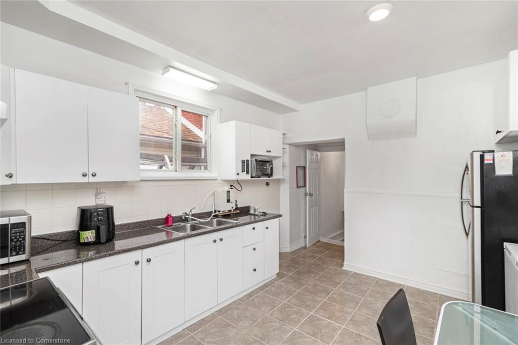 47 Clyde Street Property Photo 19