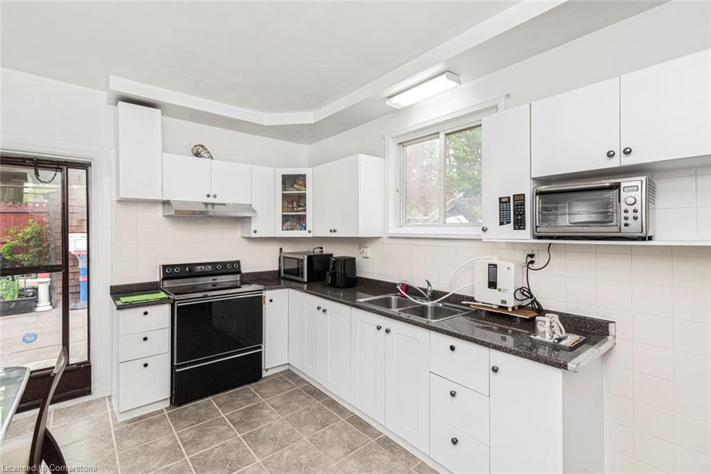 47 Clyde Street Property Photo 20