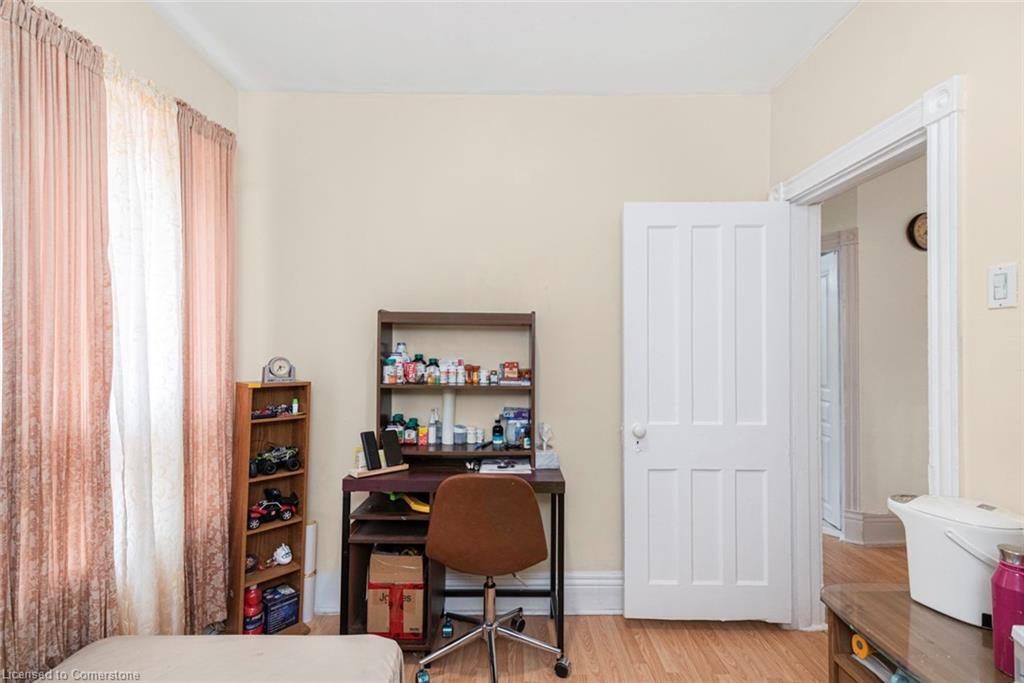 47 Clyde Street Property Photo 28