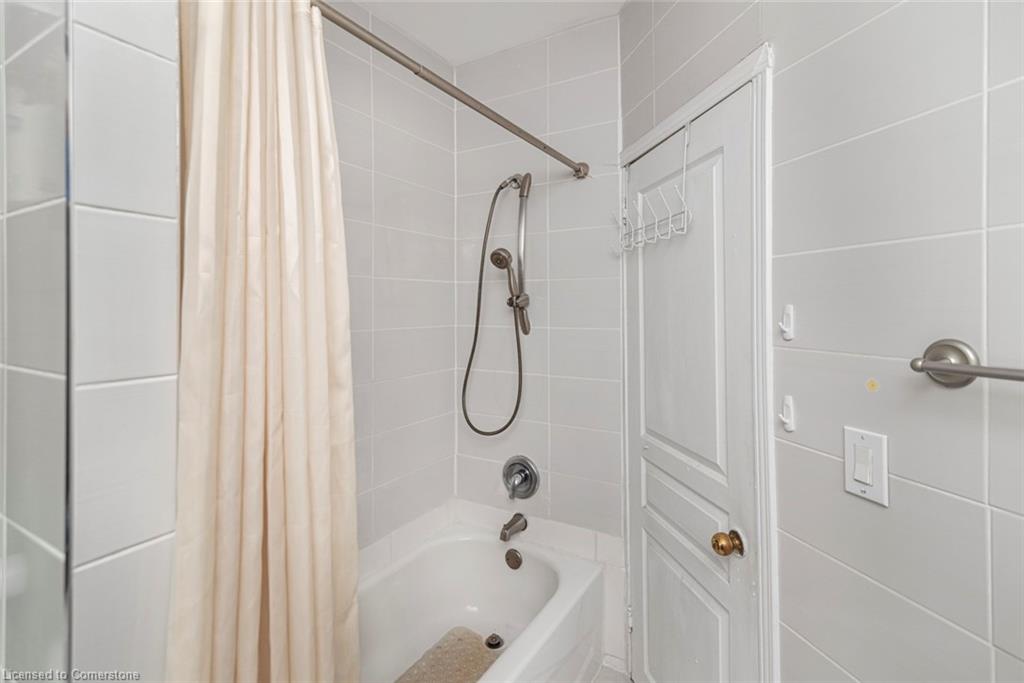 47 Clyde Street Property Photo 32