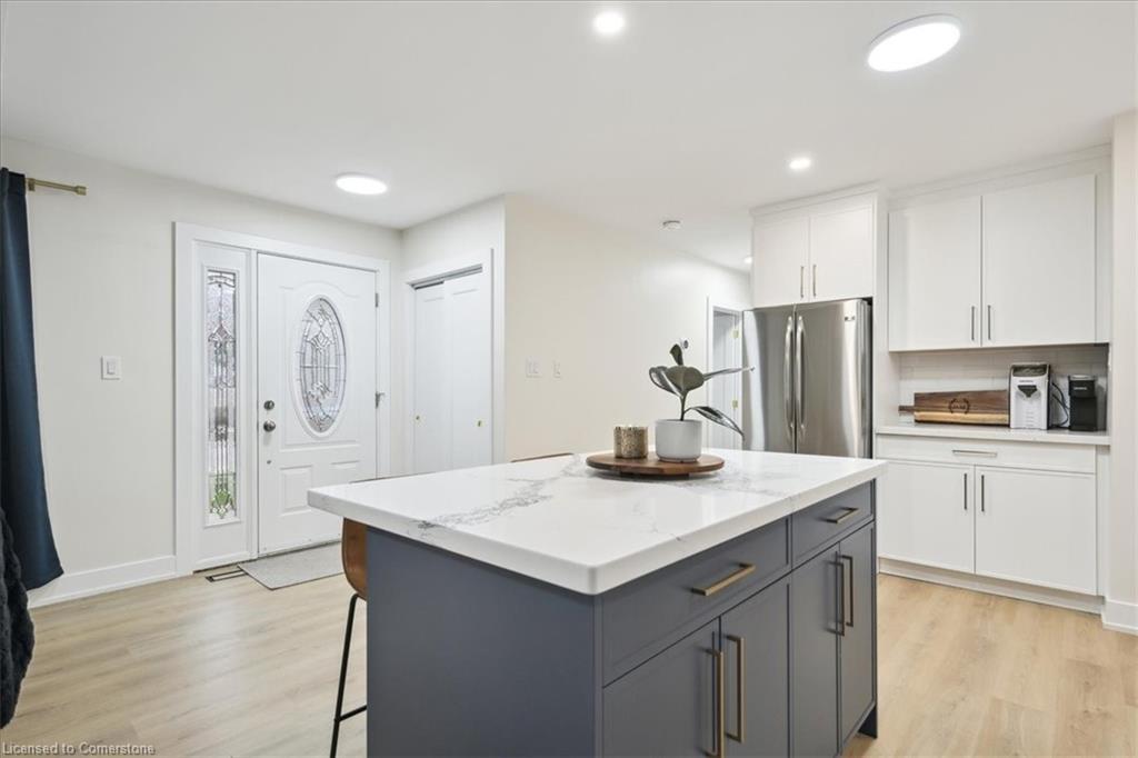 72 West 25th Street Property Photo 16