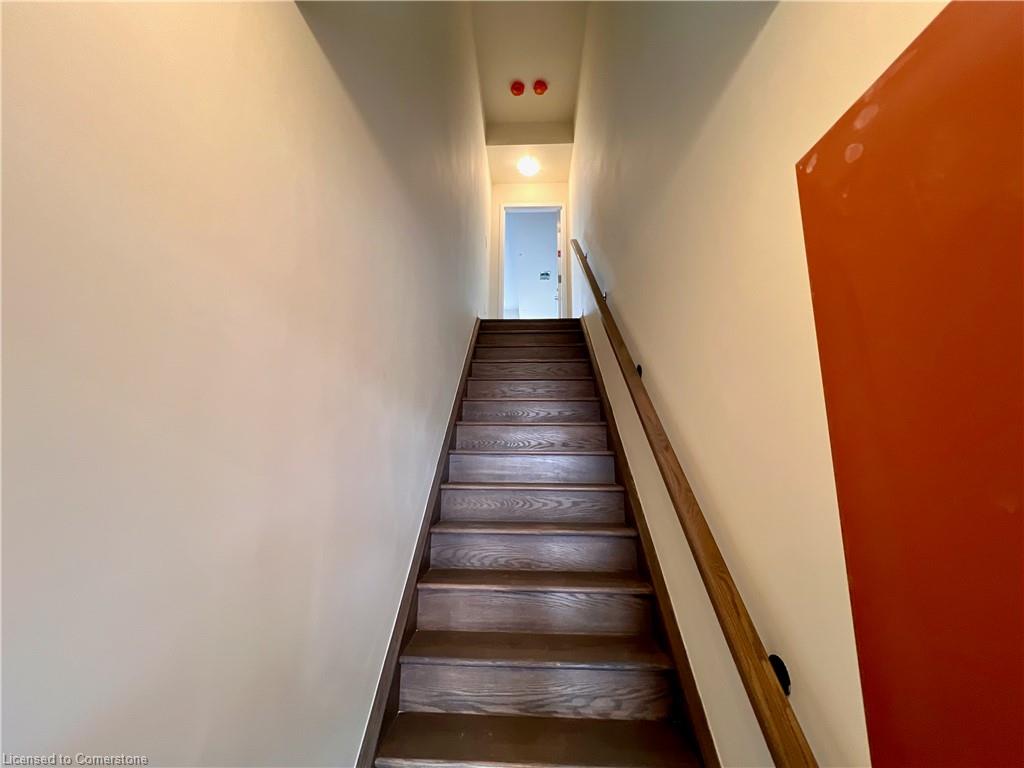 1565 Rose Way Property Photo 3