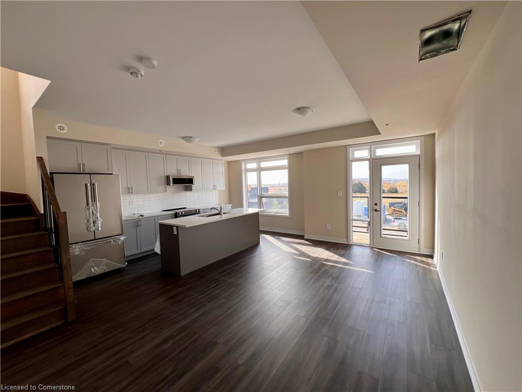 1565 Rose Way Property Photo 4
