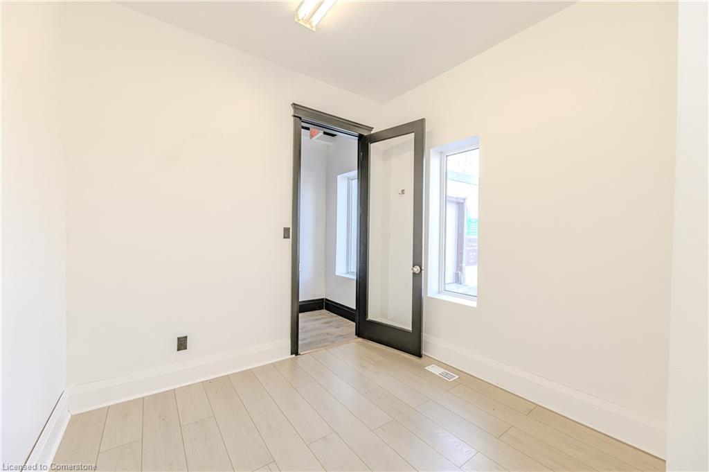 5851 Royal Manor Drive Property Photo 11