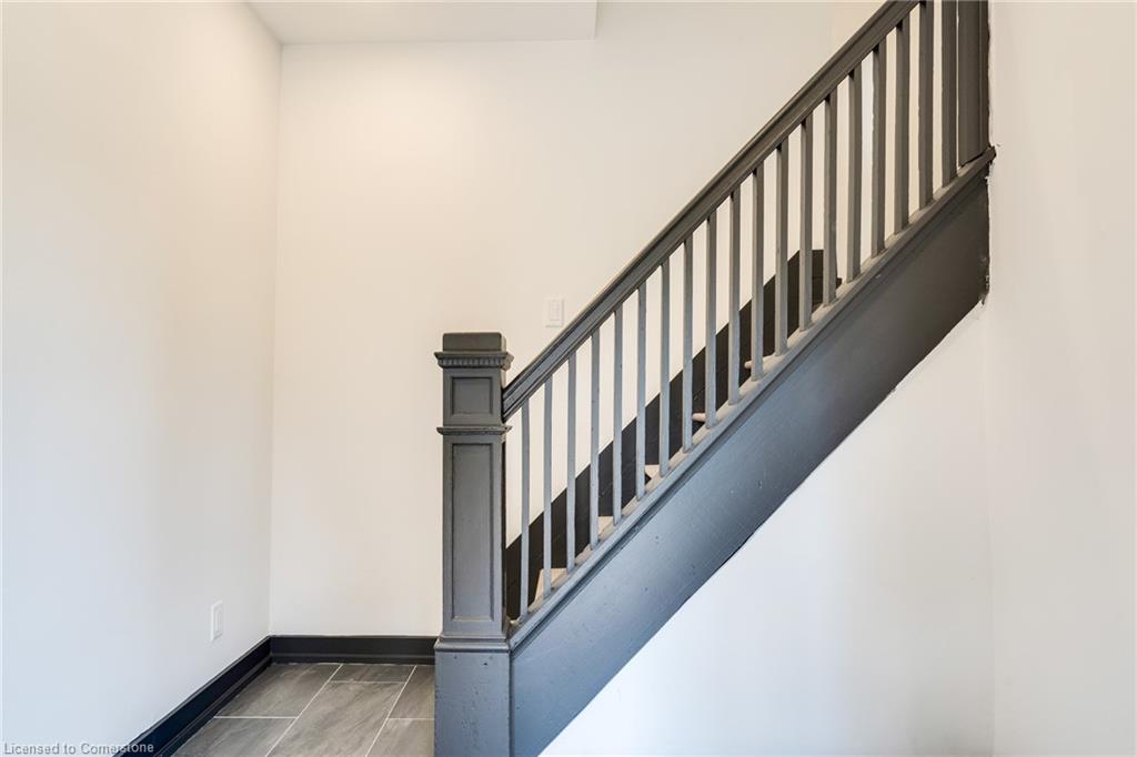 183 Maplewood Avenue Property Photo 10
