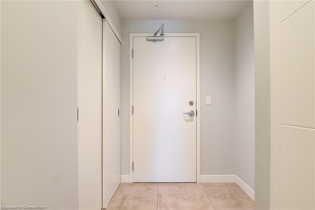 B506-62 Balsam Street Property Photo 9