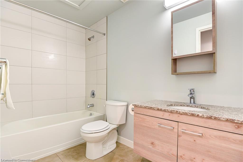 B506-62 Balsam Street Property Photo 25