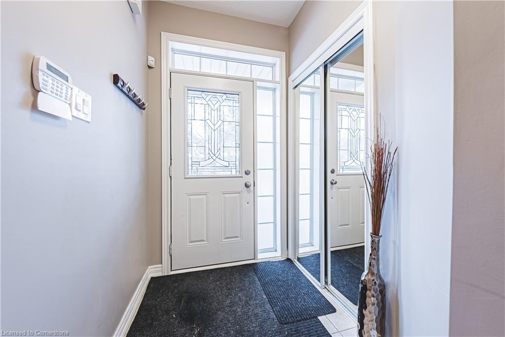 65 Glendarling Crescent Property Photo 2