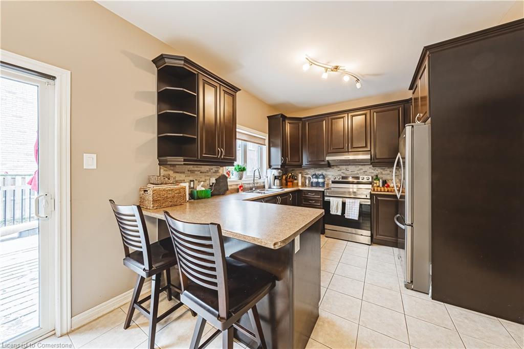 65 Glendarling Crescent Property Photo 6