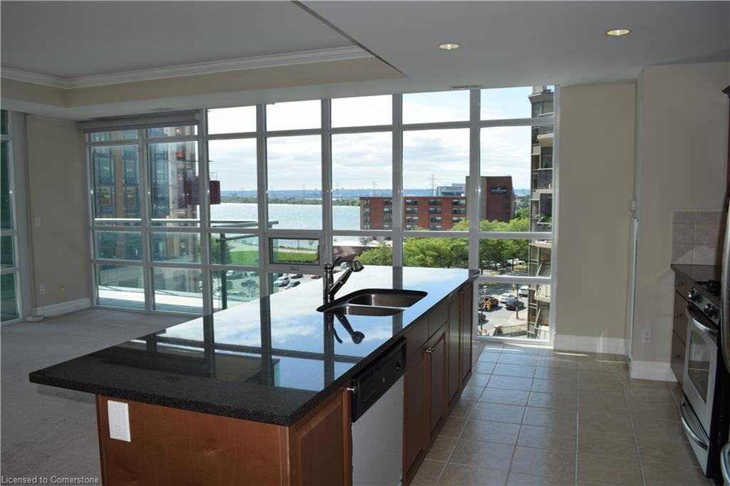 603-360 Pearl Street Property Photo 5