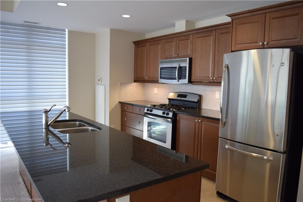 603-360 Pearl Street Property Photo 10