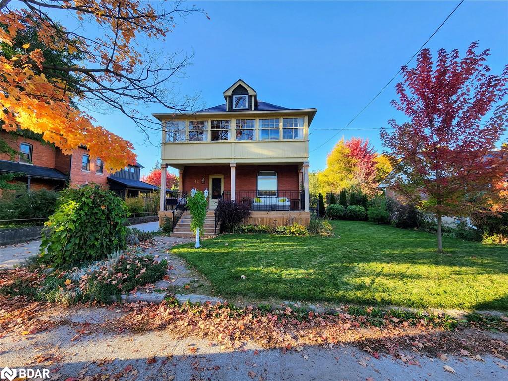 12 Elizabeth Street W Property Photo