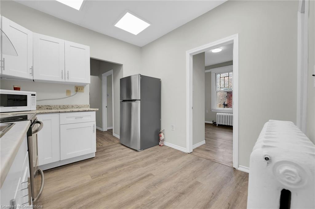 59 Cannon Street W Property Photo 7