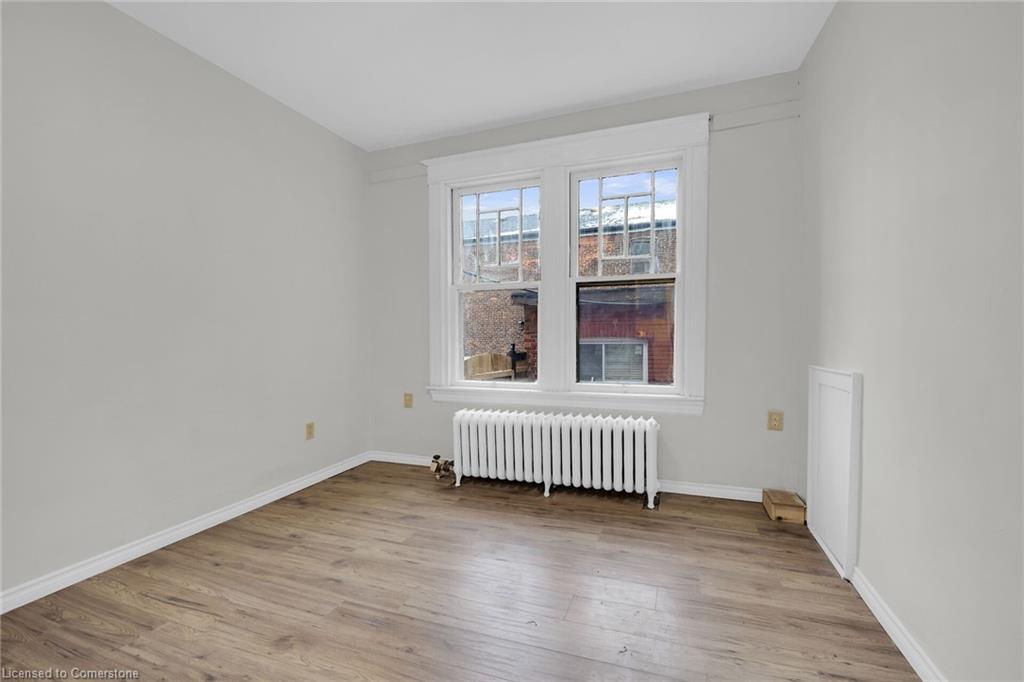 59 Cannon Street W Property Photo 8