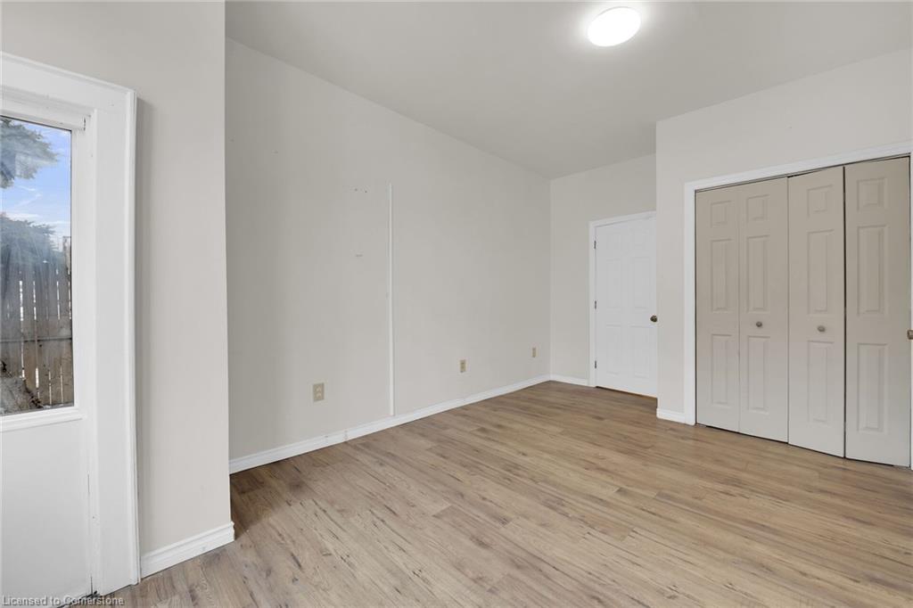 59 Cannon Street W Property Photo 12