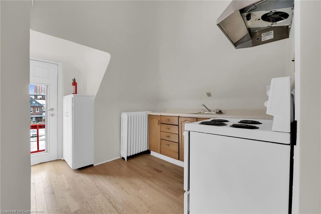 59 Cannon Street W Property Photo 33