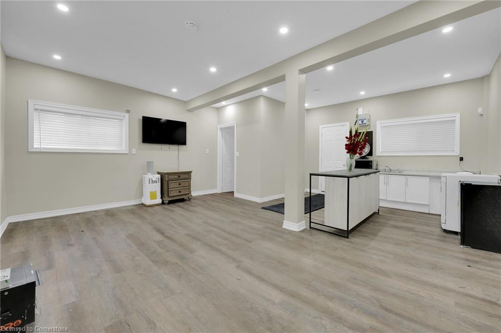 59 Cannon Street W Property Photo 44