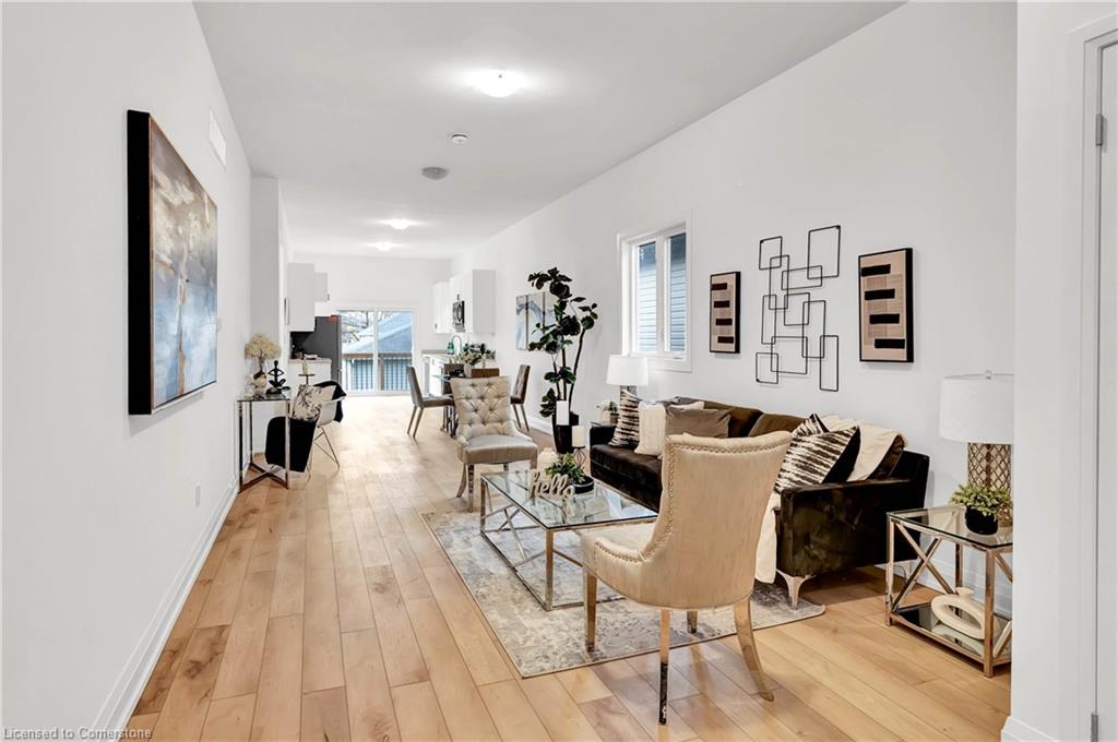 182 Commercial Street Property Photo 8