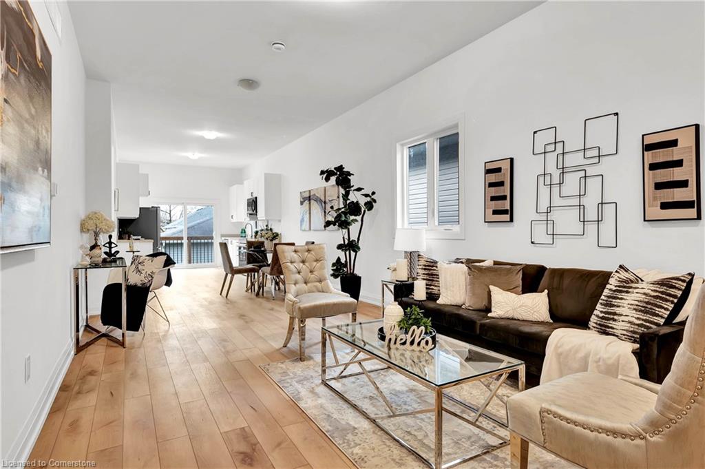 182 Commercial Street Property Photo 11