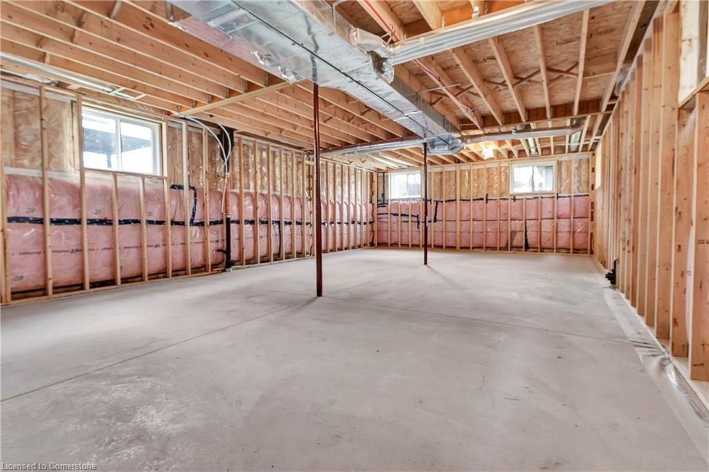 182 Commercial Street Property Photo 27