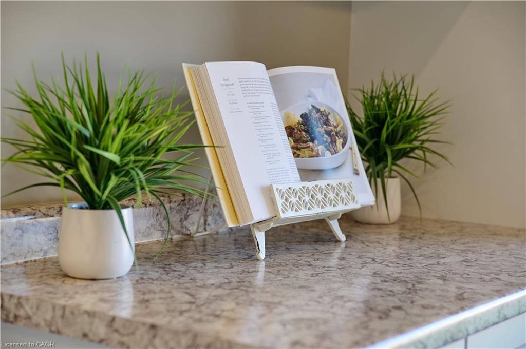 364 Chokecherry Crescent Property Photo 26