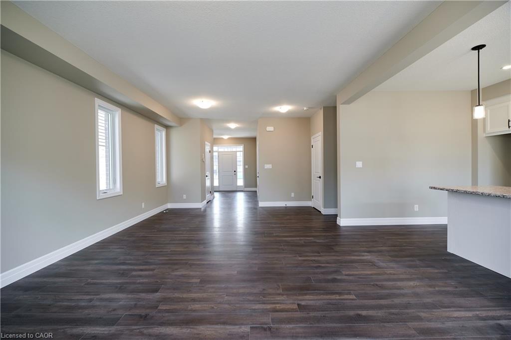 364 Chokecherry Crescent Property Photo 31