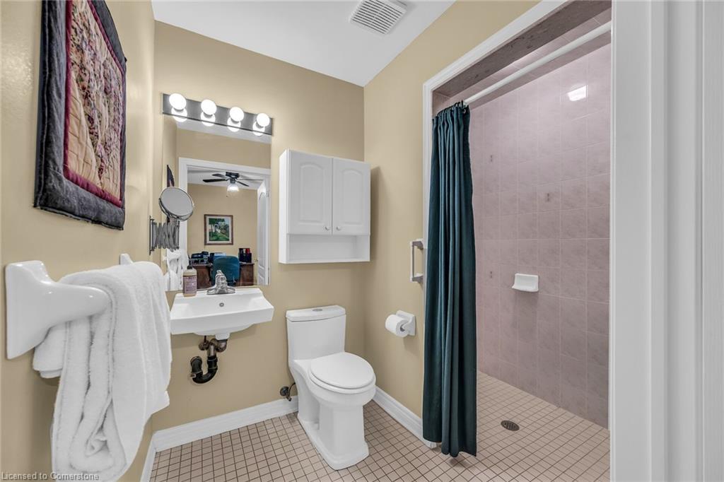 86 Griffith Drive Property Photo 23