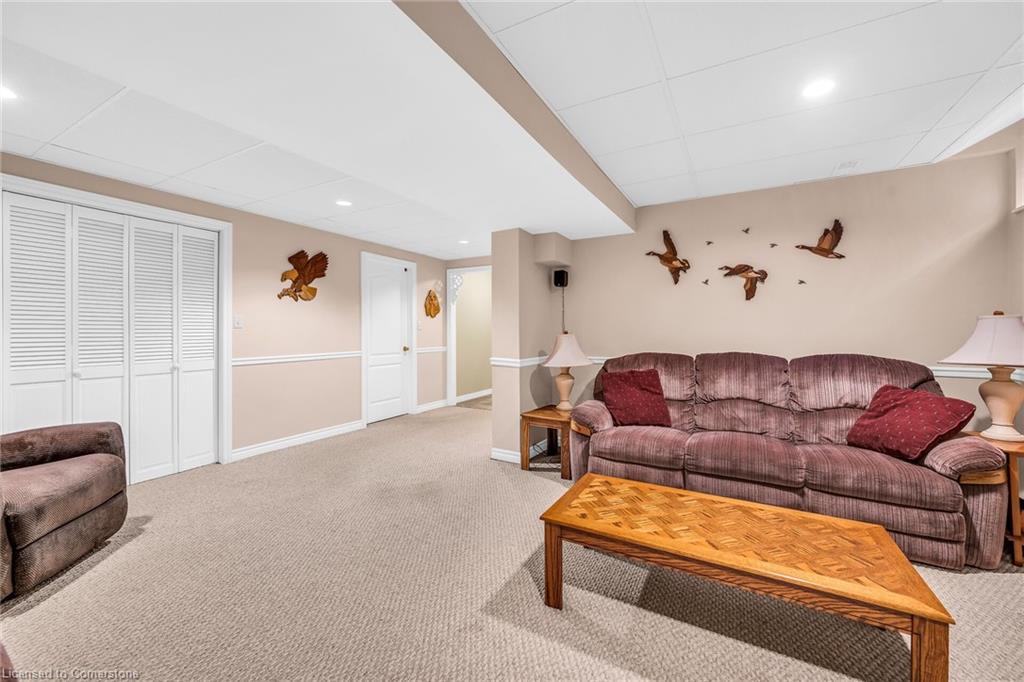 86 Griffith Drive Property Photo 24