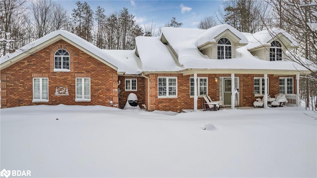 2 Pineview Drive Property Photo