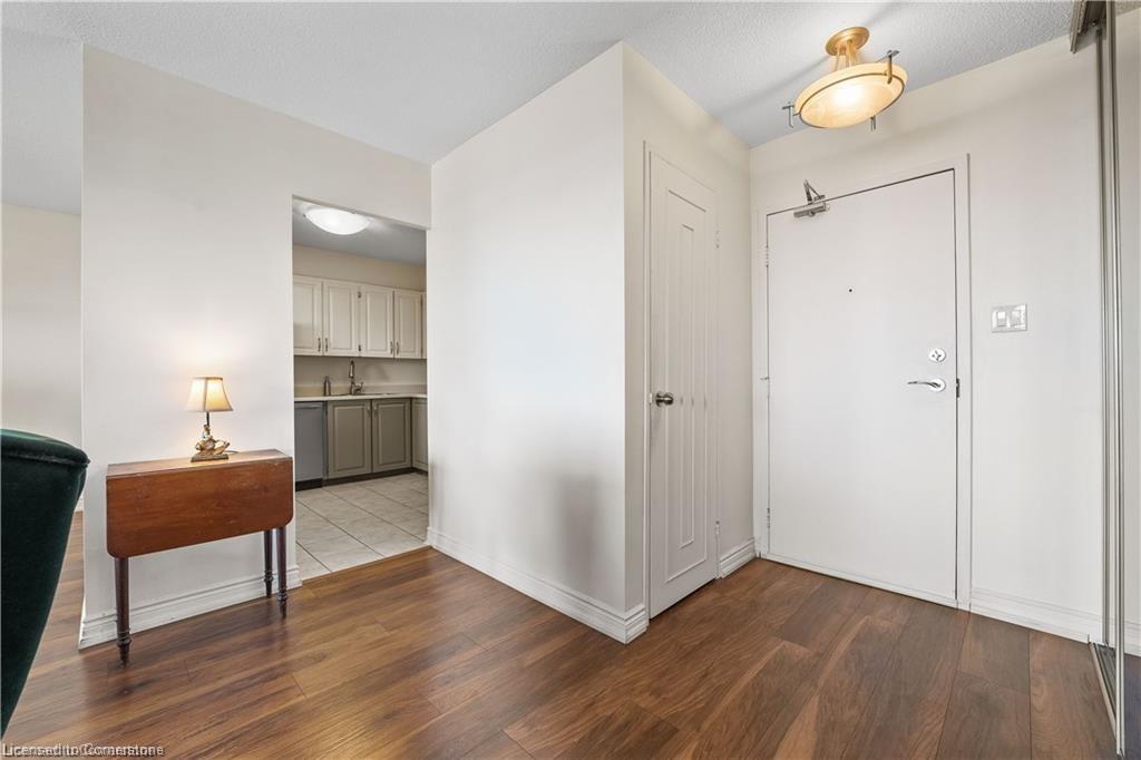 1414-500 Green Road Property Photo 8