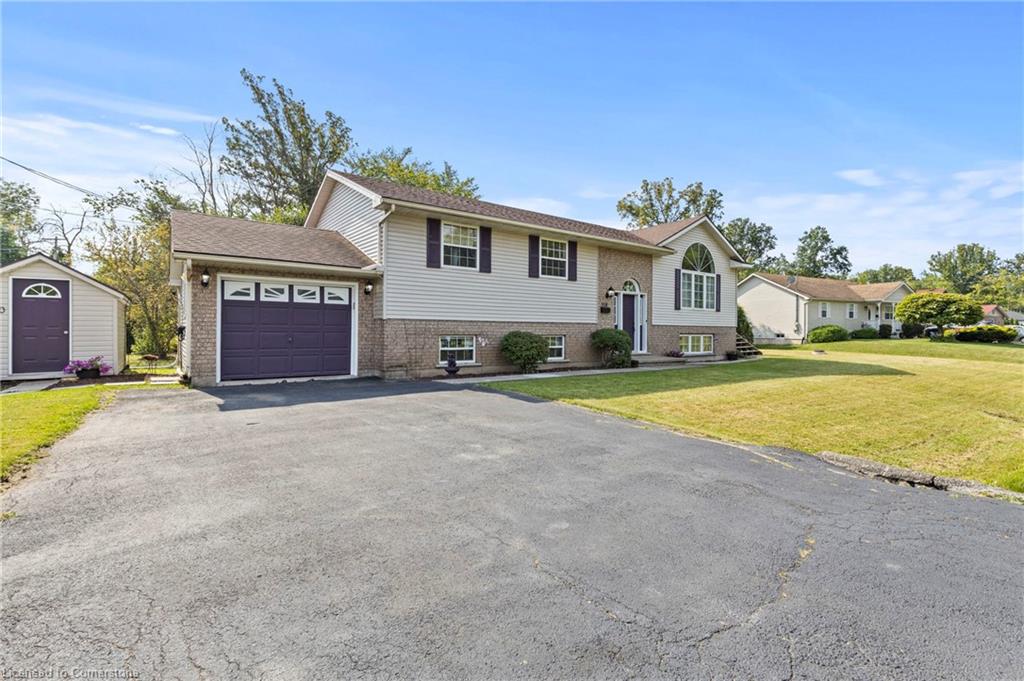 550 Albany Street Property Photo 4