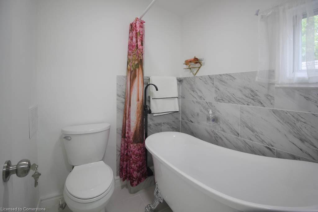 4472 Second Avenue Property Photo 12