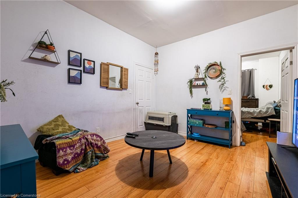 55 Cannon Street W Property Photo 8