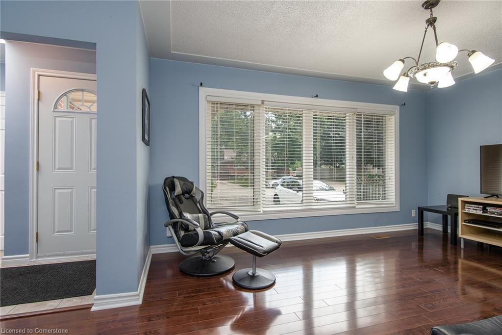 80 Clive Road Property Photo 4