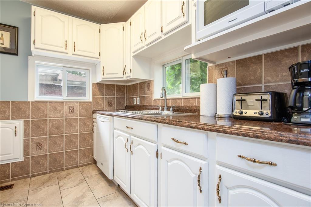 80 Clive Road Property Photo 13