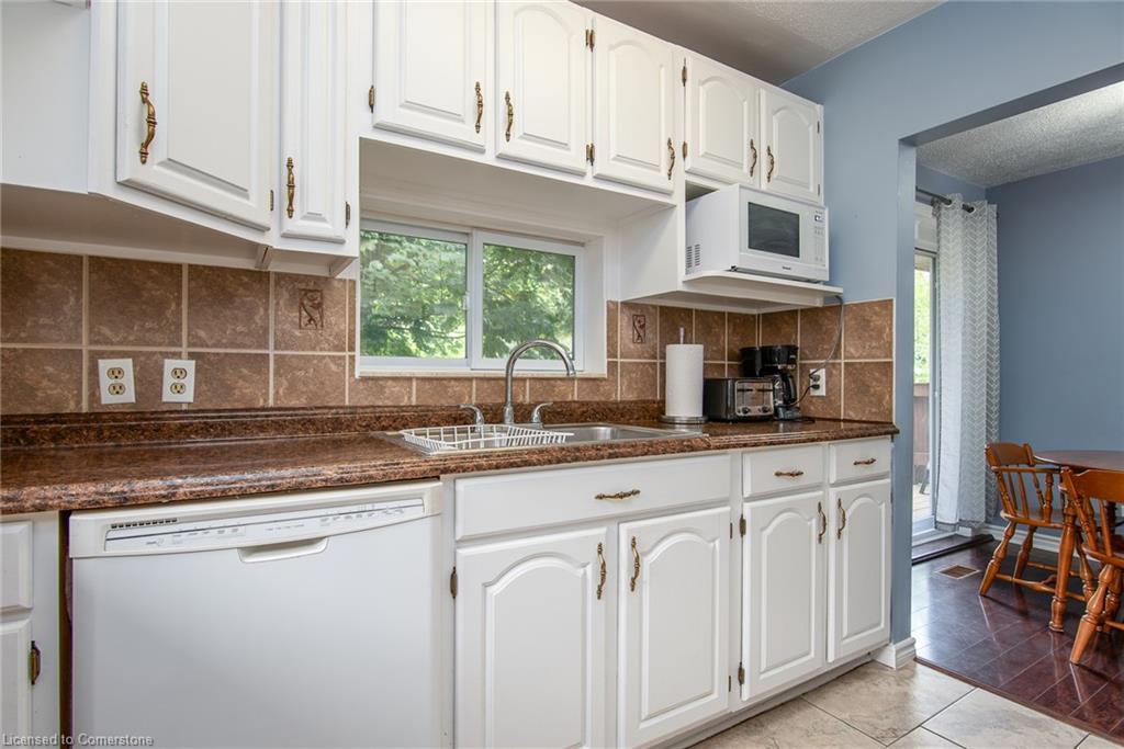 80 Clive Road Property Photo 15