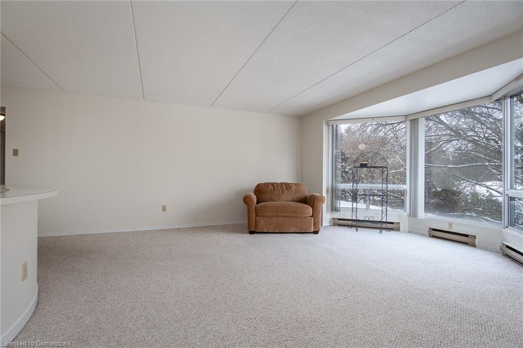 207-384 Erb Street W Property Photo 14