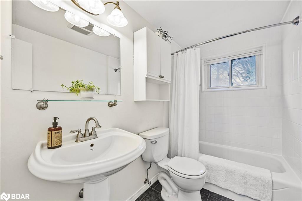 12 Curtiss Court Property Photo 27